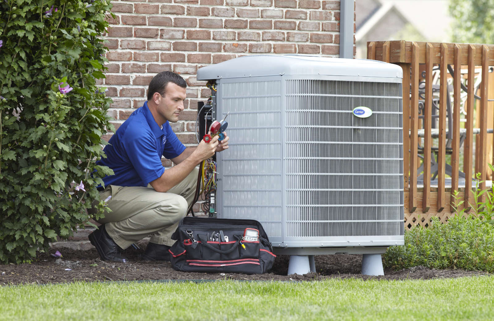 Checking Gauges | Lambie Heating & Air Conditioning